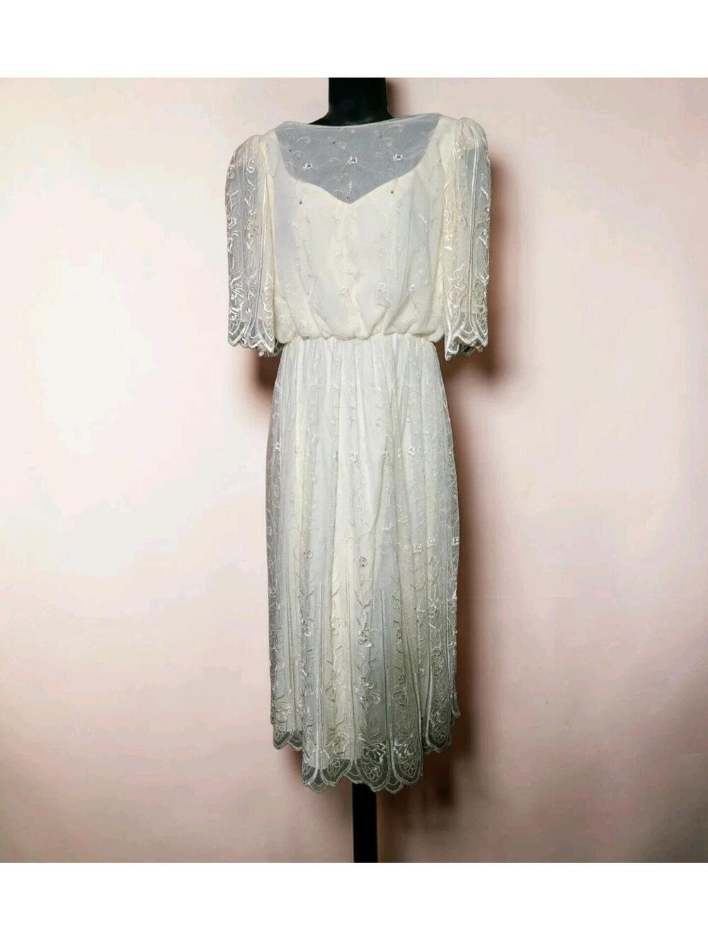 VTG Cream Embroidered Mesh Overlay Dress Boho Cottagecore Fairy Scallop Hem M